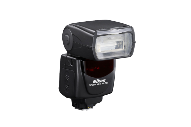 Nikon SB-700 AF Speedlight Flash Unit | Wireless Flash Trigger