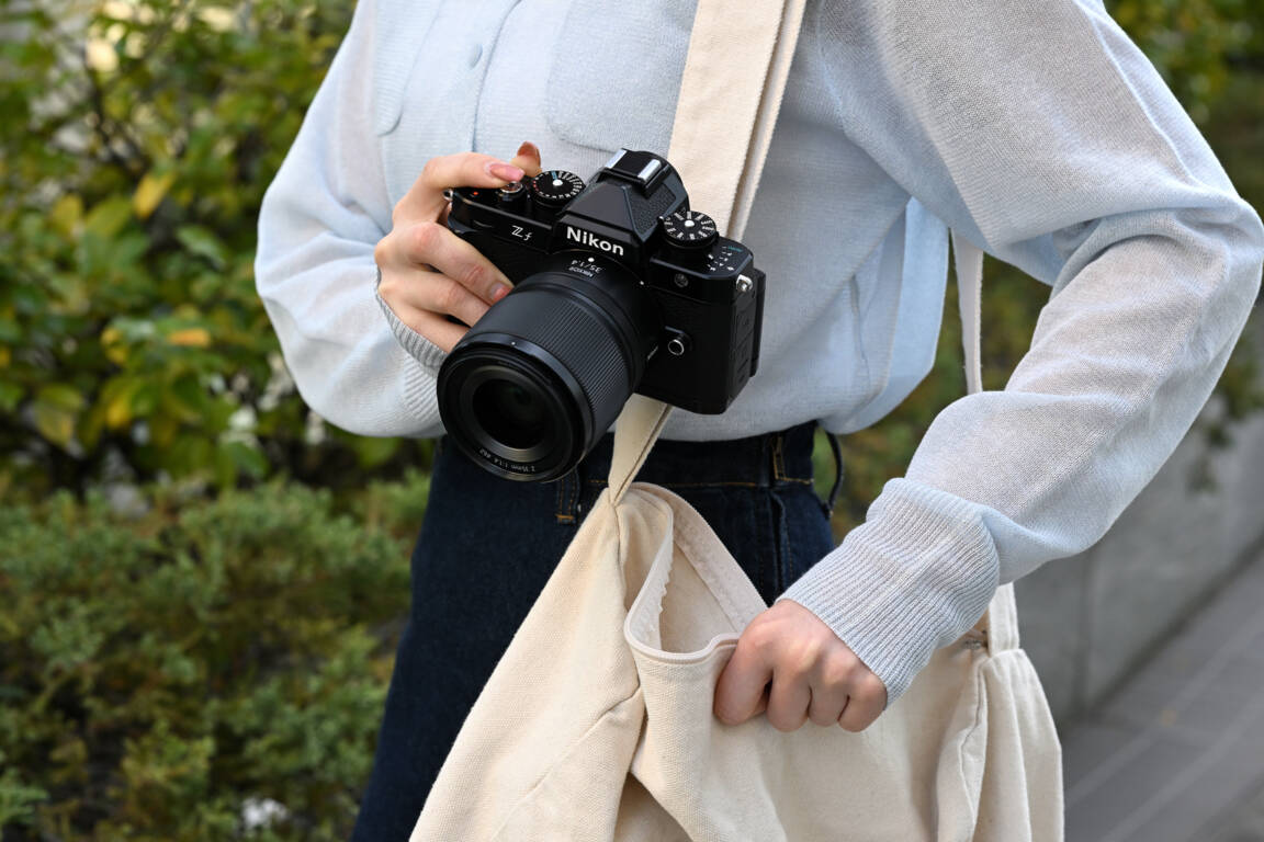 Nikon D3ジャンク品/NIKKORレンズ8.5/F1.4、MH-21セット Nikon D3ジャンク品/NIKKORレンズ8.5/F1.4、MH-21セット カメラ