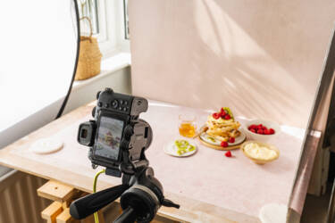 Nikon magazine - Monika Grabkowska tried and tested the NIKKOR Z DX MC 35mm f/1.7
